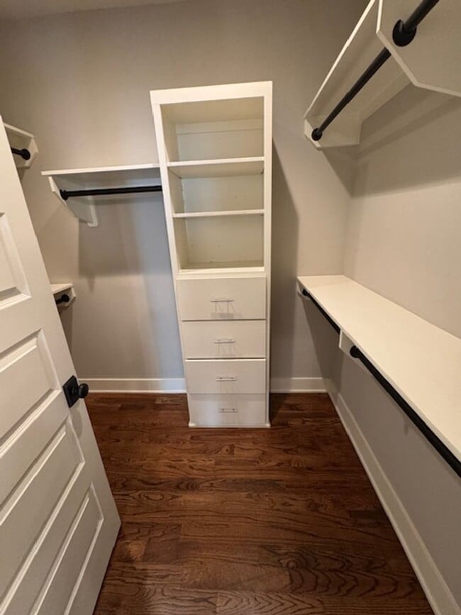 Building Photo - Beautiful custom home in East Nashville!