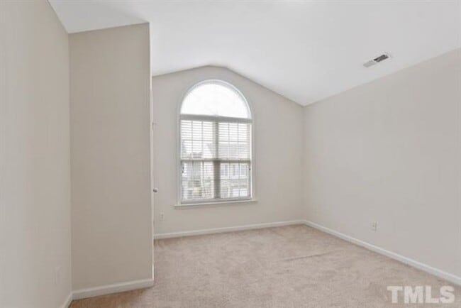 Building Photo - Golf Course Townhome
