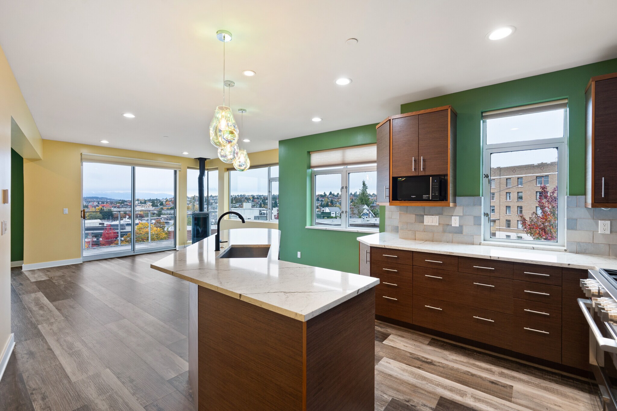 Building Photo - 2731 Boylston Ave E