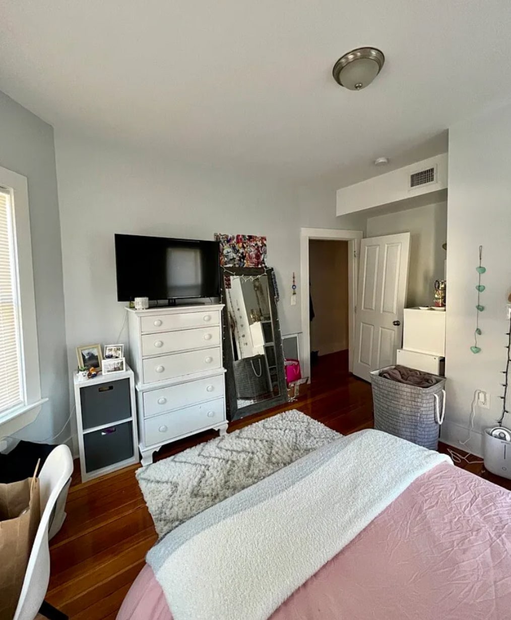 Building Photo - 5 Moseley St