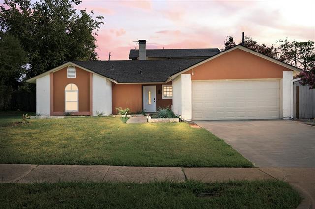 Primary Photo - 3508 Grande Bulevar Blvd