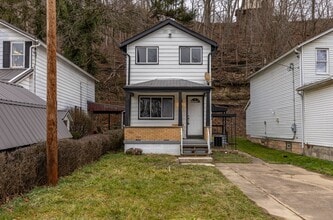 Building Photo - 4 Bed, 2 Bath Home in Morgan, PA AVAILABLE NOW!