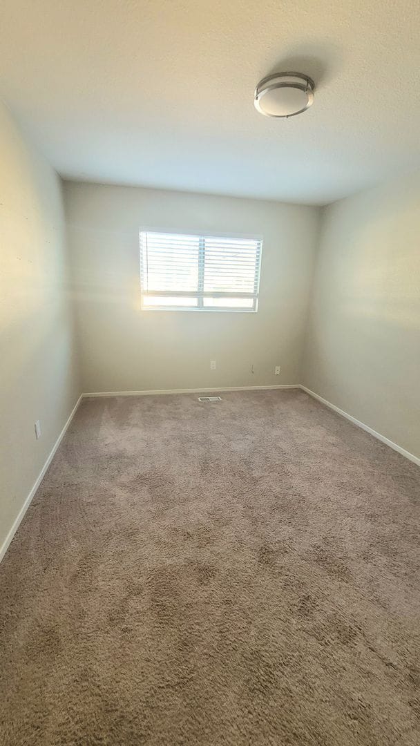 Building Photo - Gorgeous 4 Bed Home In Donner Springs!