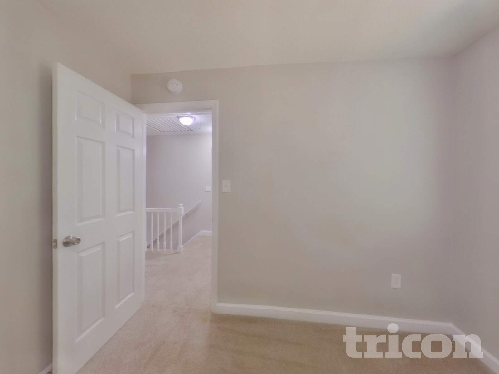 Building Photo - 5120 Blue Spruce Ln