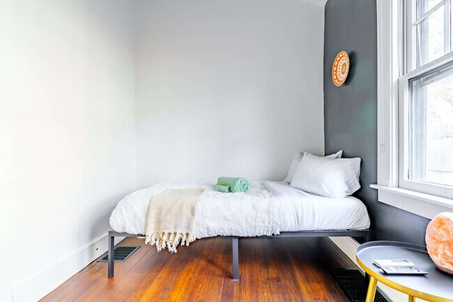 Building Photo - 241 W Water St