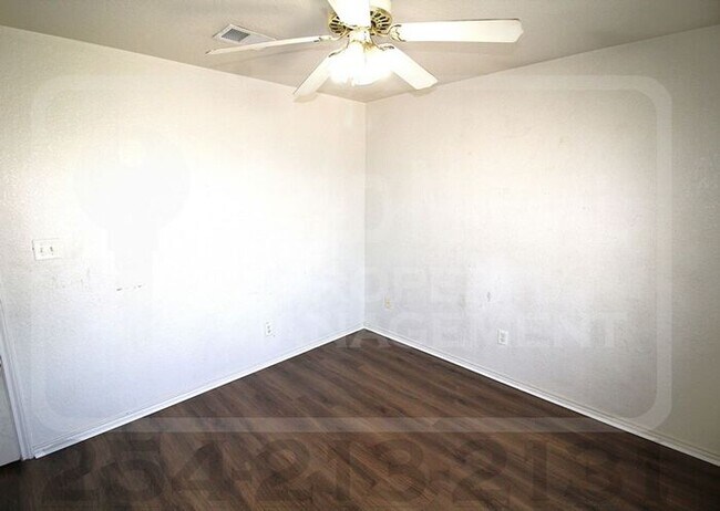 Building Photo - 3410 Cantabrian Dr