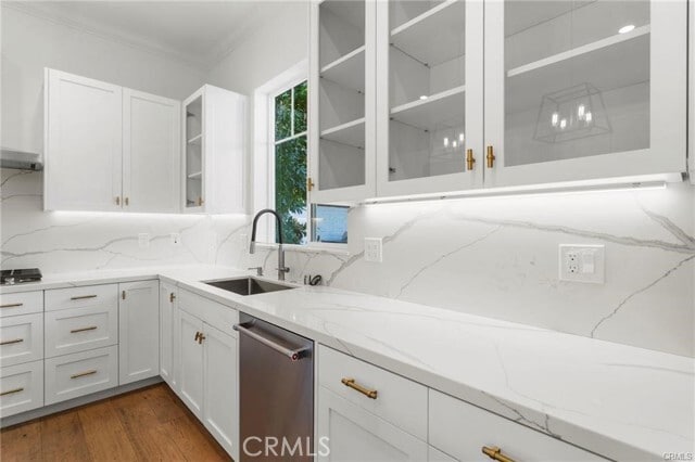 Building Photo - 5537 Vanalden Ave