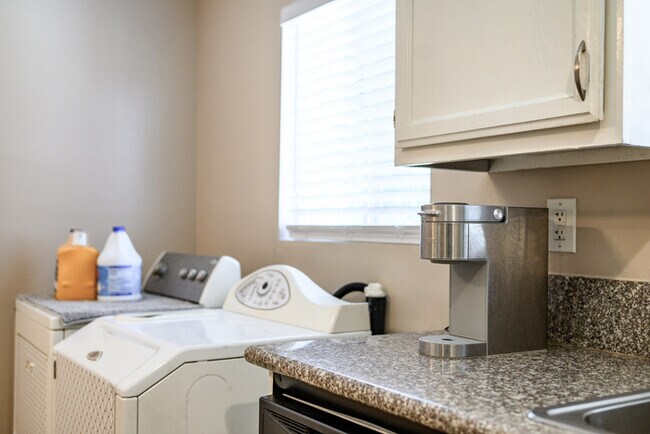 Building Photo - Fully Furnished 2BR Home with Crib — Mid-T...
