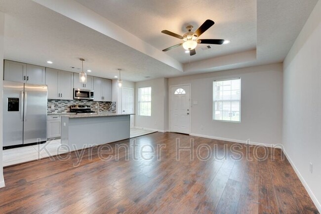 Building Photo - 5405 Groveton St