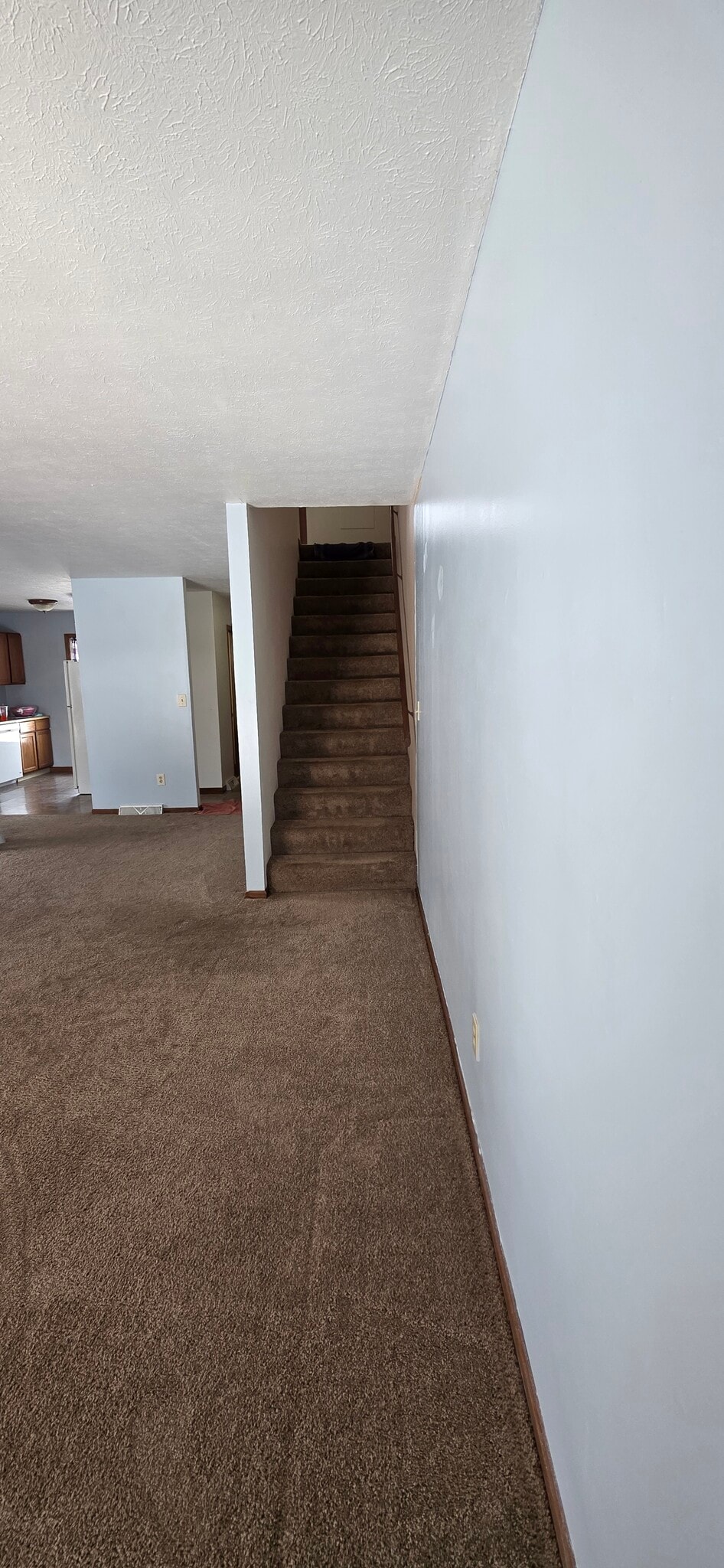 Building Photo - 5635 London Dr