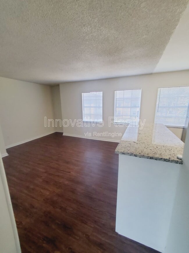 Building Photo - 5264 Davisson Ave