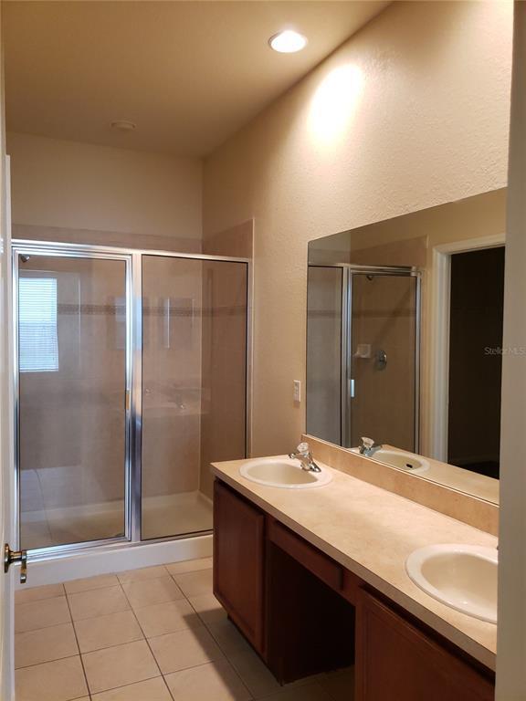 Building Photo - 3025 Greystone Loop