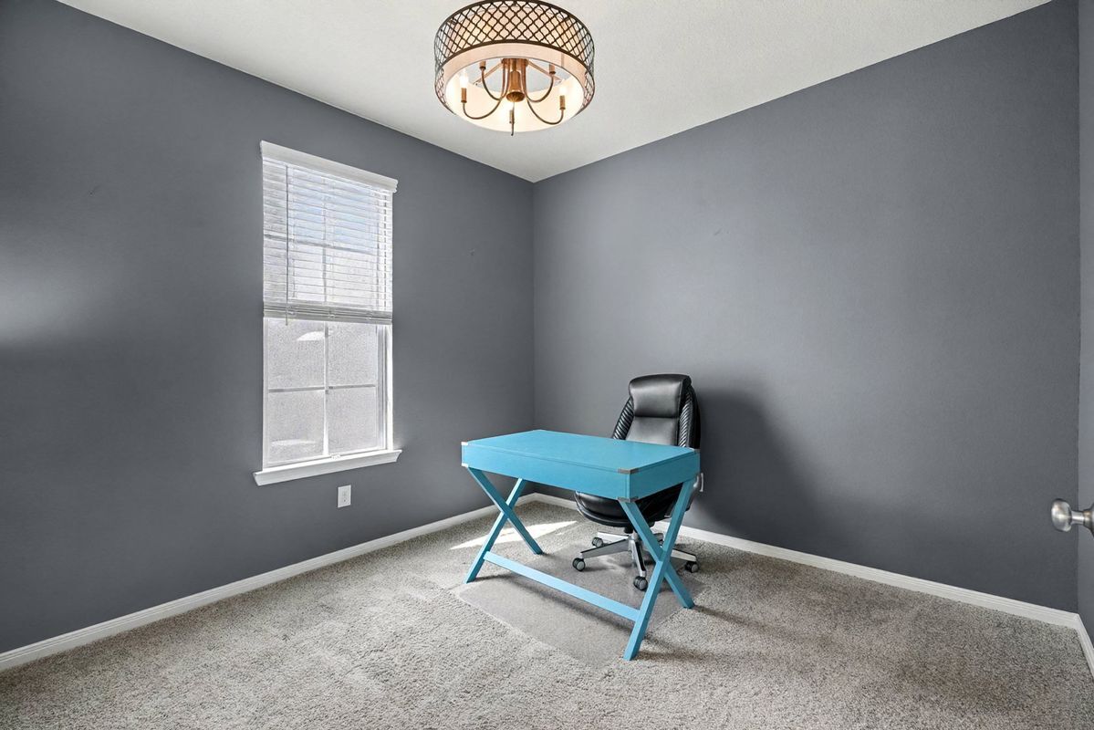 Building Photo - 1412 Veranda Mist