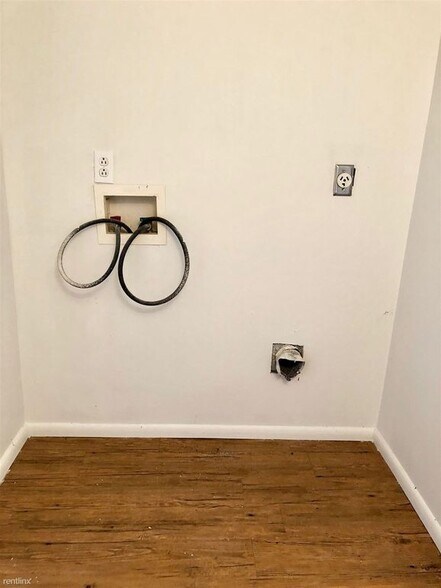 Washer and dryer hookups - 1338 Churing Dr