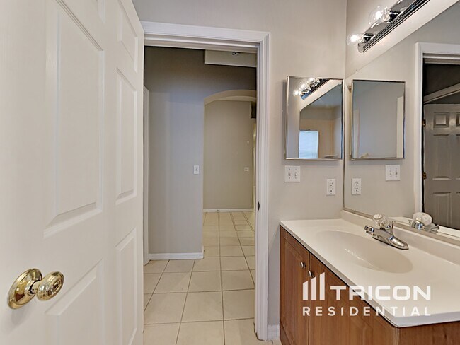 Building Photo - 10610 Little Bend Ln