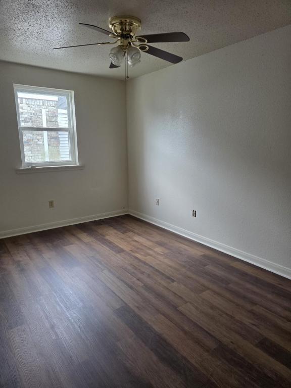 Building Photo - 3316 Seine St