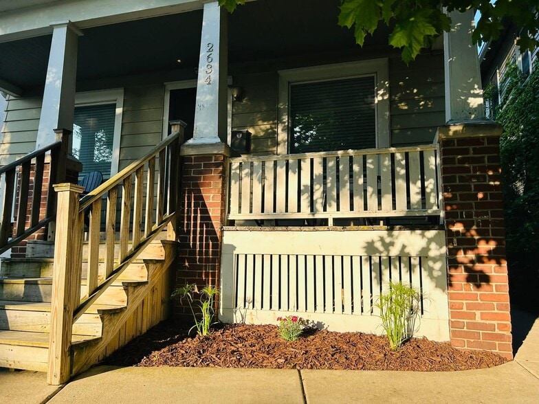 Building Photo - 2634 N Bartlett Ave