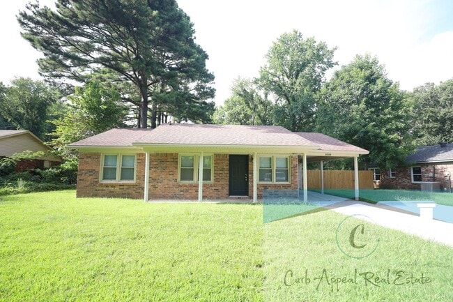 Building Photo - 1616 Shady Grove Rd