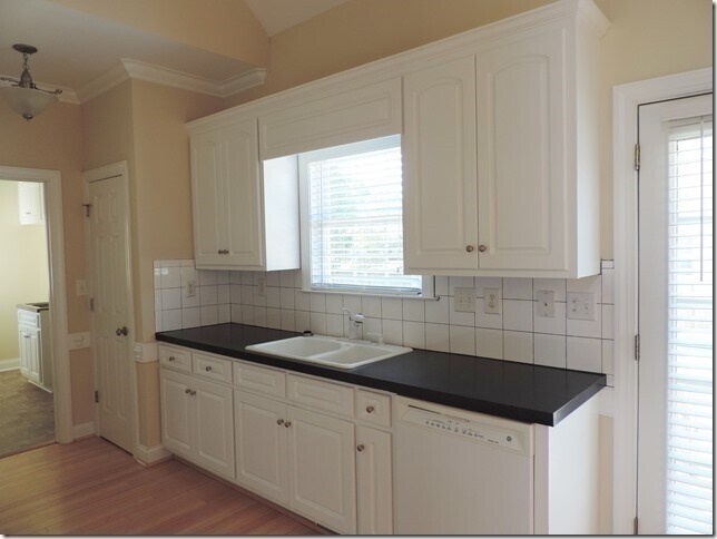 Building Photo - 2409 Chelsea Dr NW