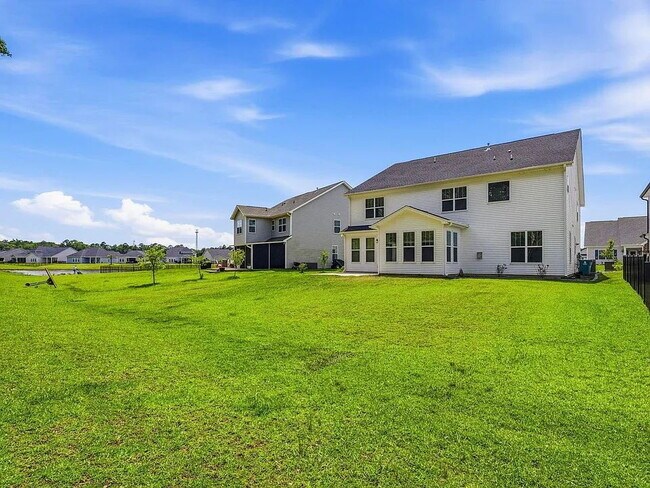 Building Photo - Expansive 6-Bedroom Home – 4300 Sq Ft in Arcadia