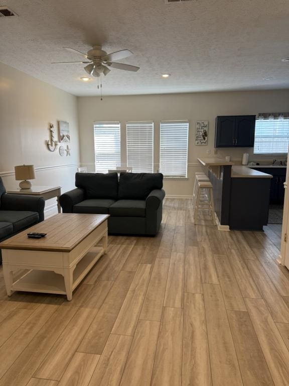 Building Photo - 7908 Sunset Ave