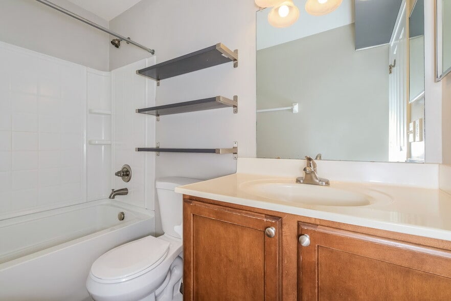 Building Photo - 6137 Prairiefire Ave