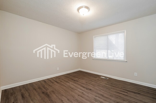 Building Photo - 236 S Canton Club Cir