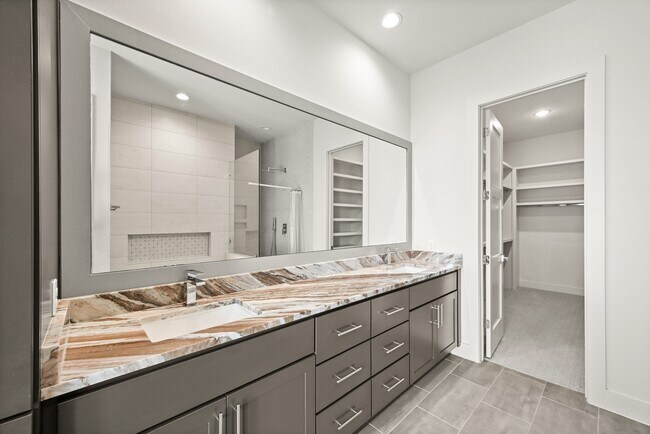 Building Photo - 2409 Webster St