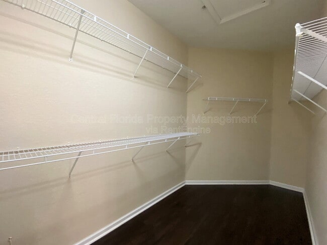 Building Photo - 6425 Agastia Ct