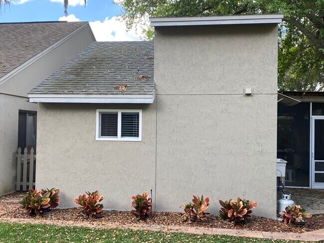 Building Photo - 760 Heather Glen Cir