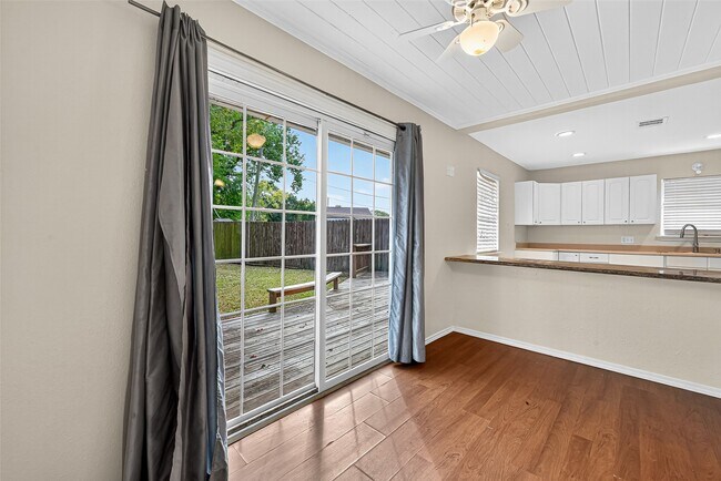 Building Photo - 1111 Choate Cir