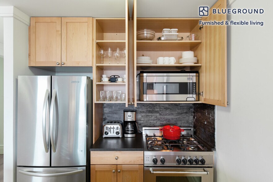 Building Photo - 201 East 86th St