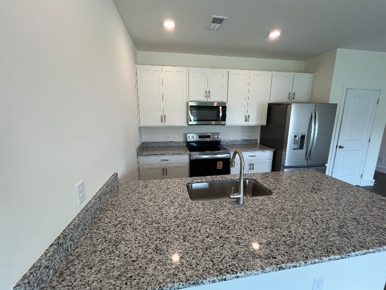 Building Photo - 3518 Bisham Wood Ln