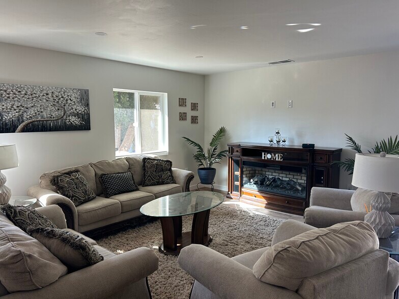 Building Photo - 3555 Steel Canyon Rd