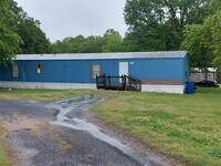 Building Photo - 114 Yarbro Rd