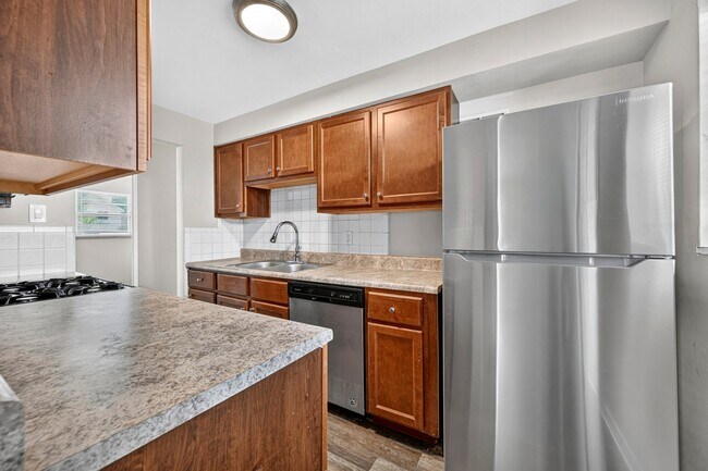 Building Photo - 8106 Fawn Ave