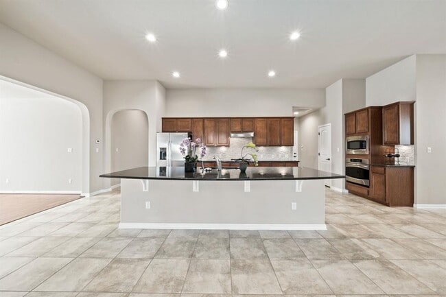 Building Photo - 209 Rock Vista Run