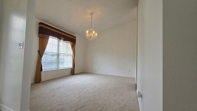 Building Photo - Spacious Haines City Retreat - For Rent Now!