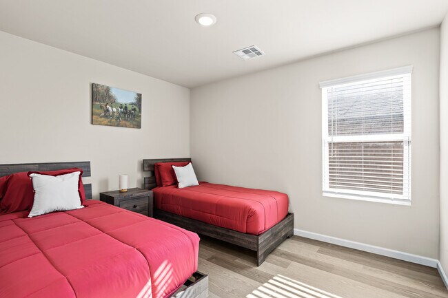 Building Photo - 10413 SW 41st Pl