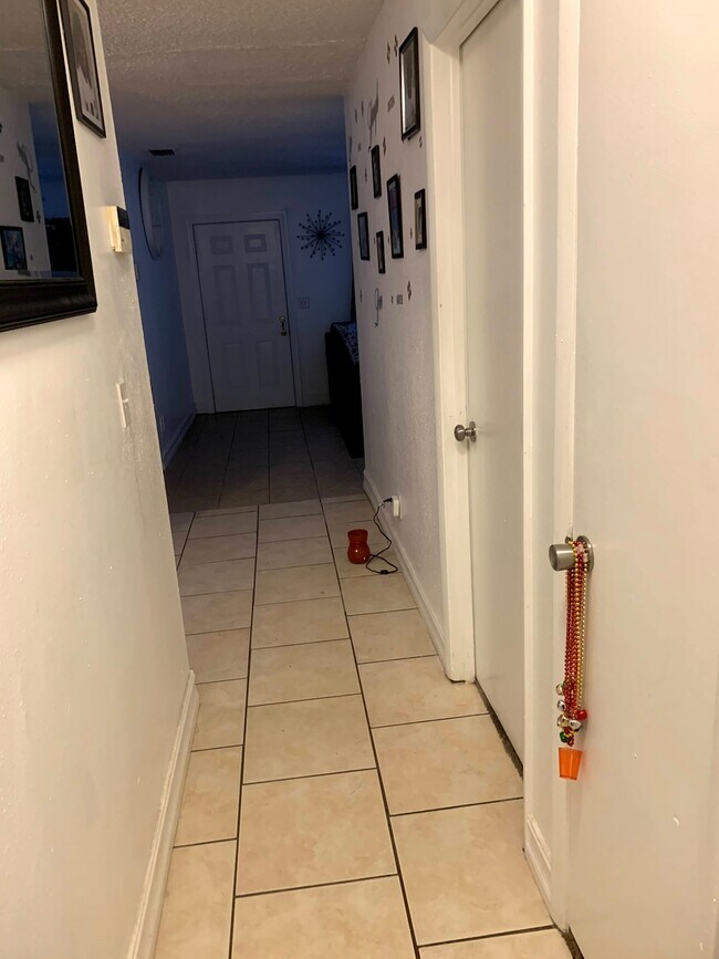 Building Photo - 4134 12th Ave S