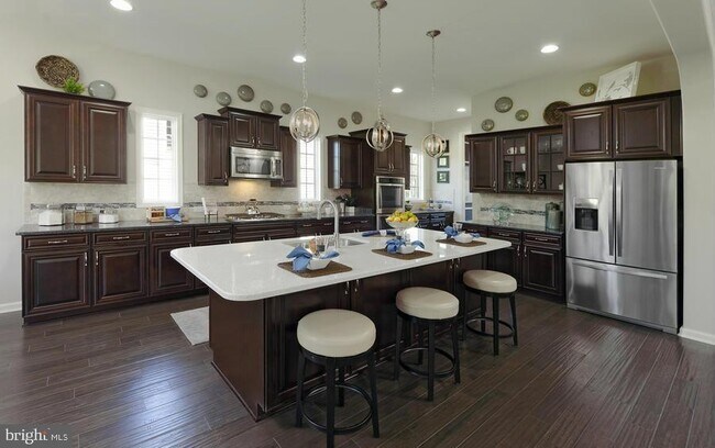Building Photo - 141 Coachman Cir