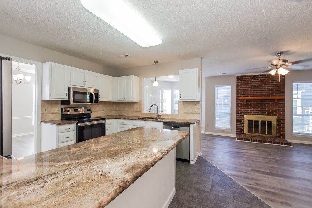 Building Photo - 13809 Walkers Creek Dr