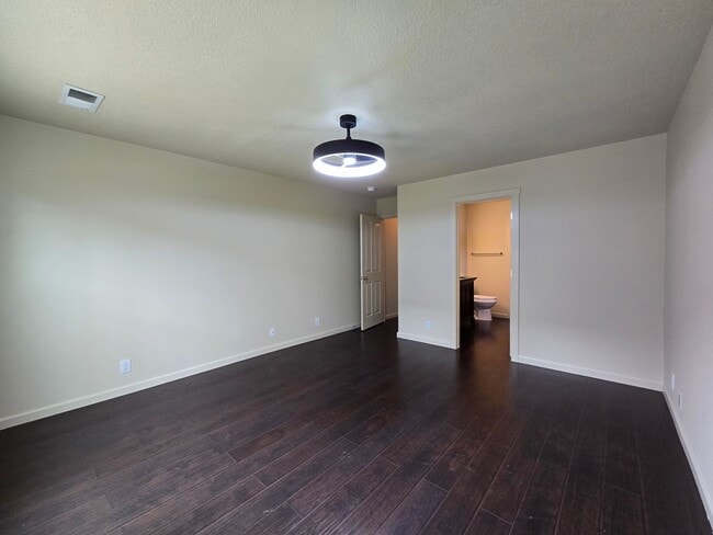 Building Photo - 7250 Via Verde