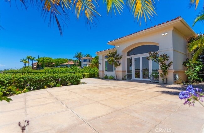 Building Photo - 1 Stone Pine Dr