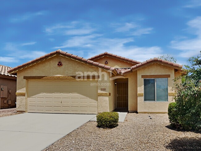 Primary Photo - 13158 W Clarendon Ave