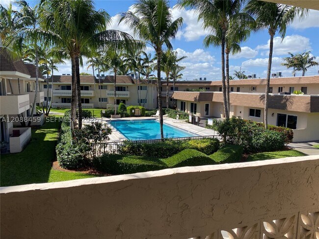 Building Photo - 14500 SW 88th Ave