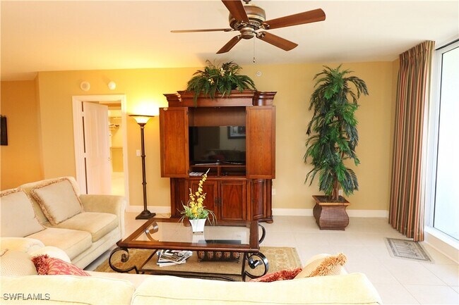 Building Photo - 1060 Borghese Ln
