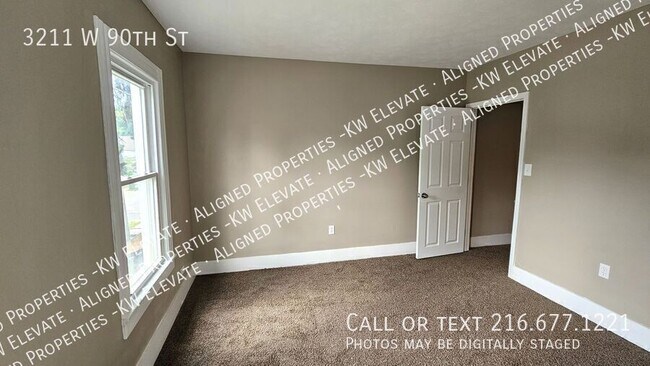 Building Photo - 3211 W 90th St
