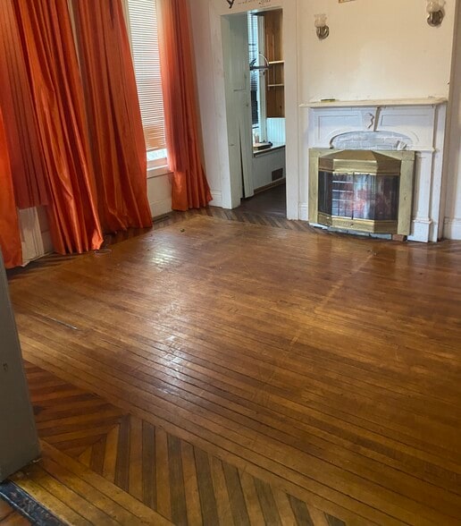 Building Photo - 26 Park Pl