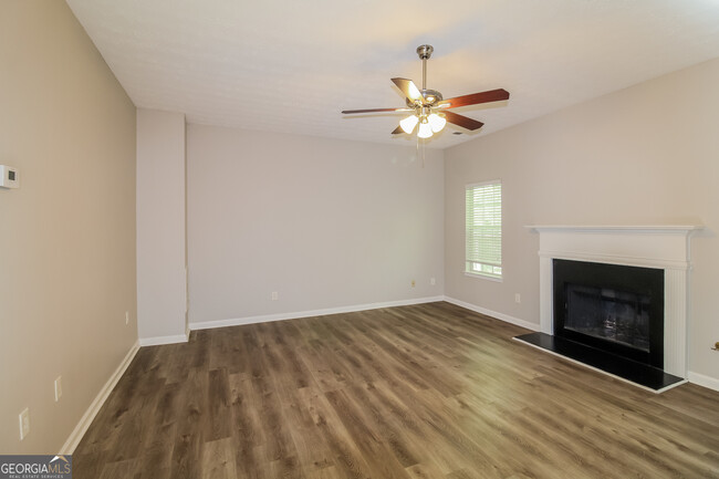 Building Photo - 9248 Carnes Crossing Cir